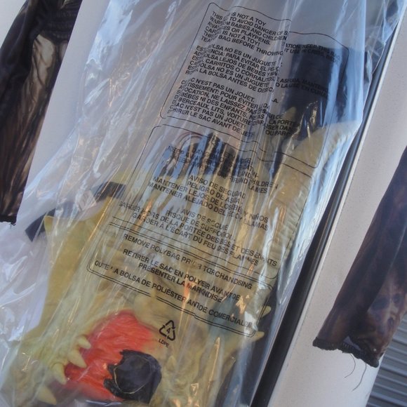 Hyde & Eek! Skeletal Dragon Costume that lights up and has sound Unisex … - Picture 4 of 10